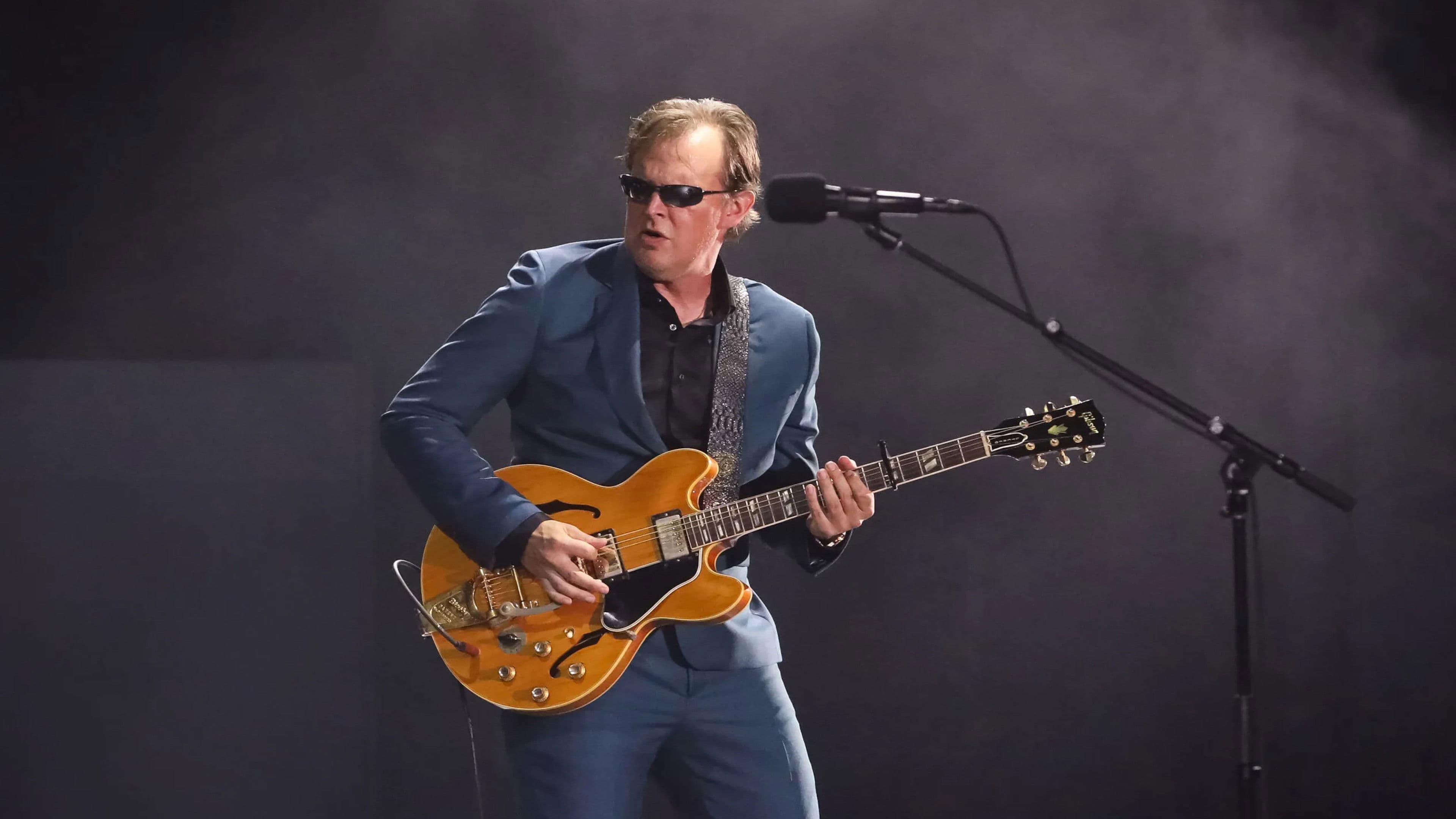 Joe Bonamassa - Live at the Hollywood Bowl (with Orchestra).