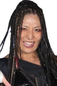 山下リナ